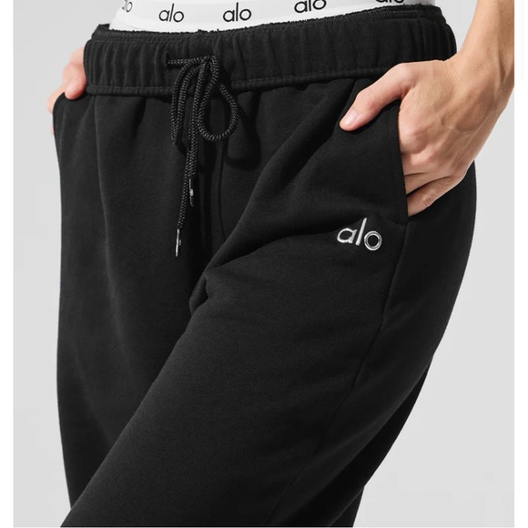 Alo Black Accolade Sweatpants, Size Small - Picture 5 of 10